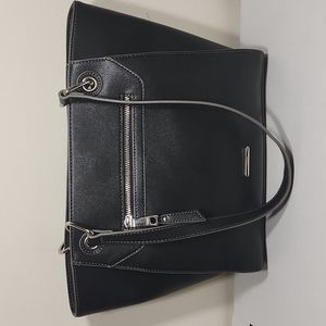 Chaps Black Leather Bag|Medium|